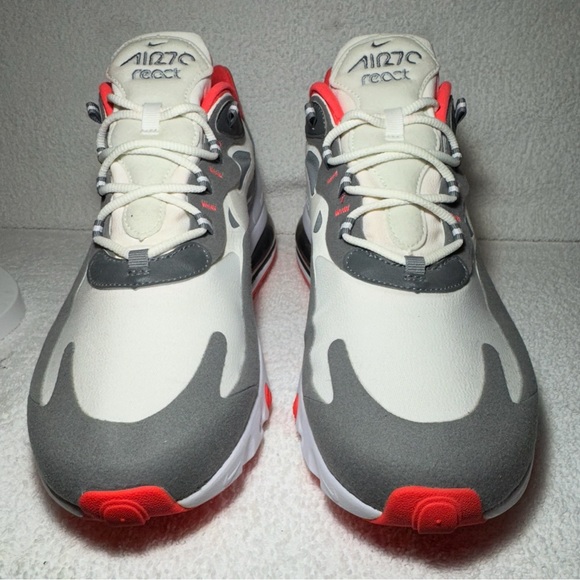 Nike Air Max 270 React Size 11 - Picture 5 of 6